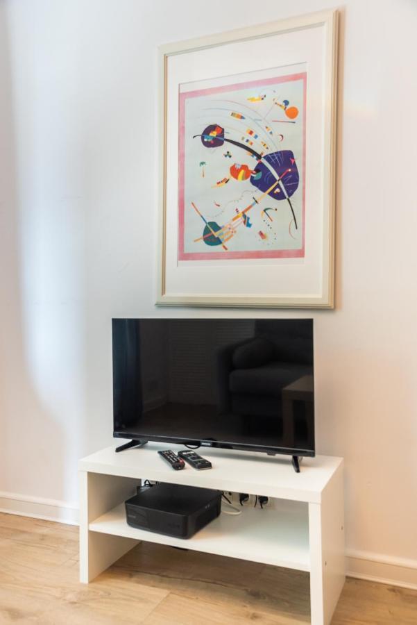 Sluzew Manhattan Place Apartment Варшава Екстериор снимка