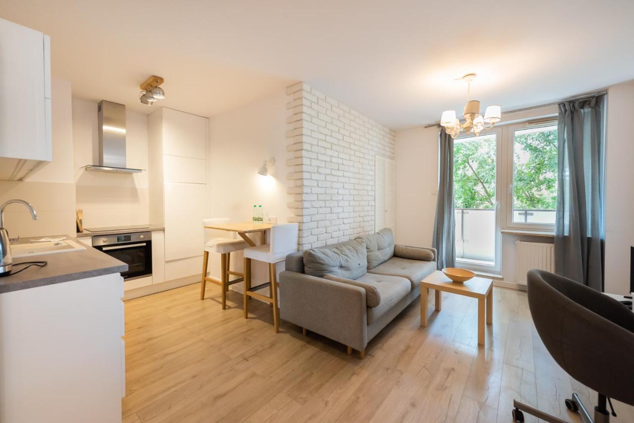 Sluzew Manhattan Place Apartment Варшава Екстериор снимка