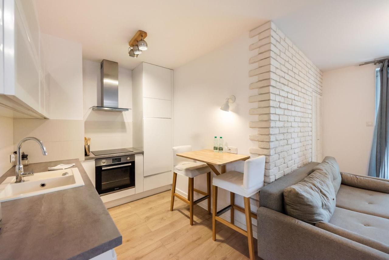Sluzew Manhattan Place Apartment Варшава Екстериор снимка